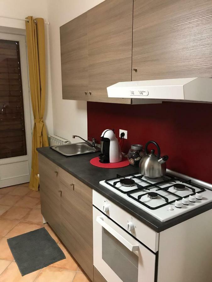 Etna Holidays Home Sereleo Santa Venerina Esterno foto