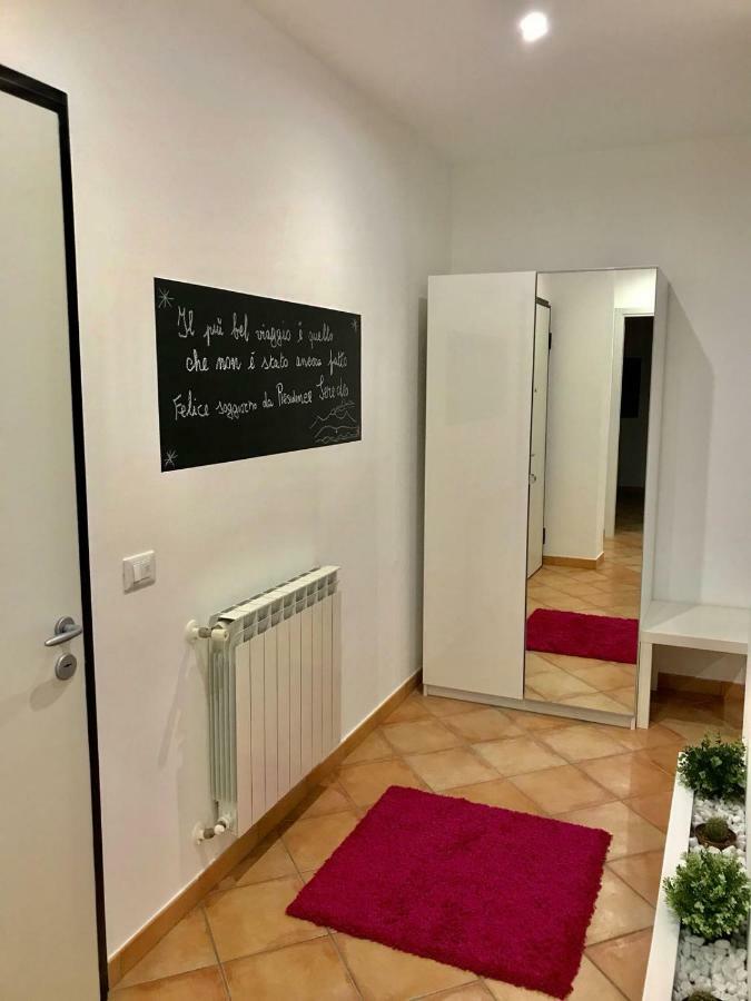 Etna Holidays Home Sereleo Santa Venerina Esterno foto