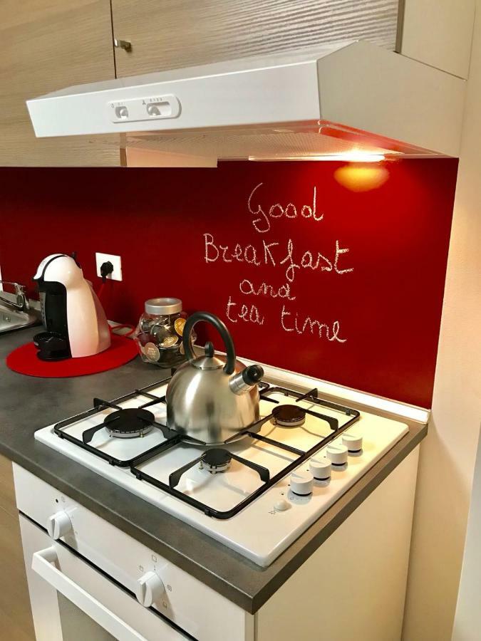 Etna Holidays Home Sereleo Santa Venerina Esterno foto