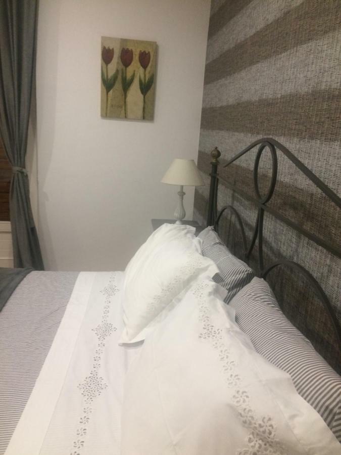 Etna Holidays Home Sereleo Santa Venerina Esterno foto